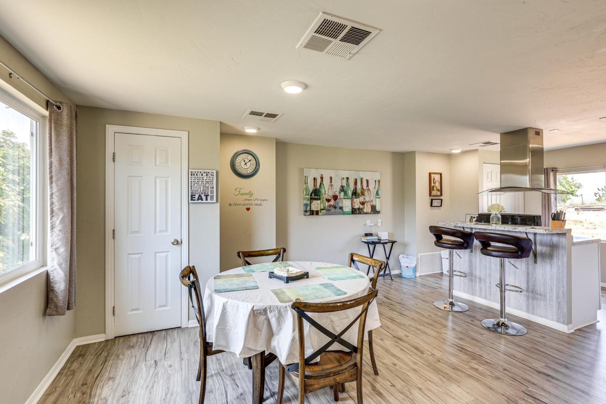 Escondido Vineyard Estate Walk To Wineries! Villa Bagian luar foto